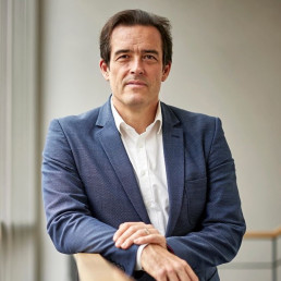 Dr. Volker Treier
